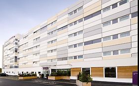 Premier Inn Manchester Airport Runger Lane South